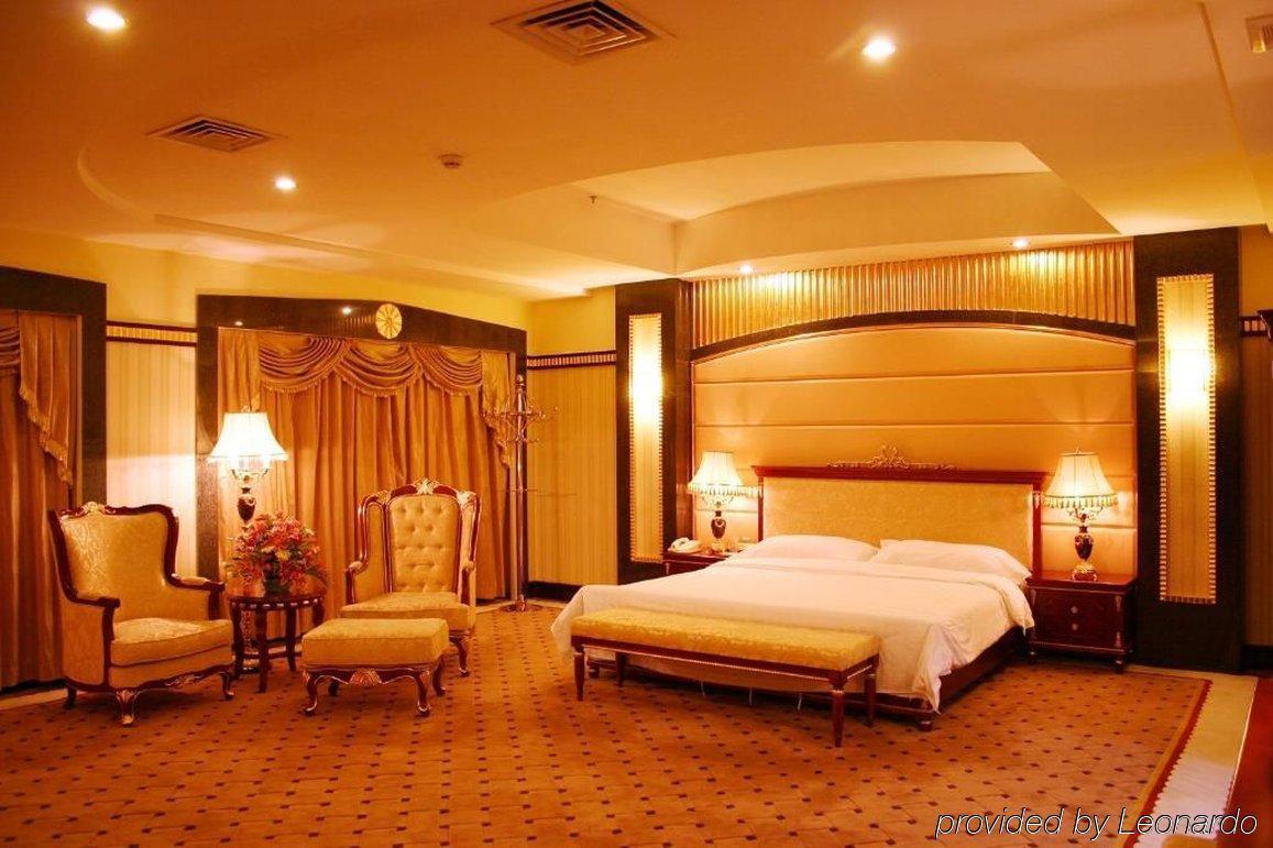 Century Palace Hotel 恵州市 部屋 写真
