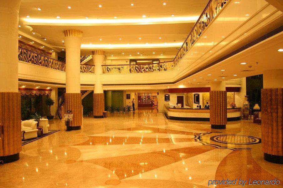 Century Palace Hotel 恵州市 インテリア 写真